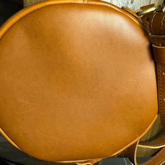 Portland Leather Tan Crossbody Bag Smooth Finish - Picture 7 of 16